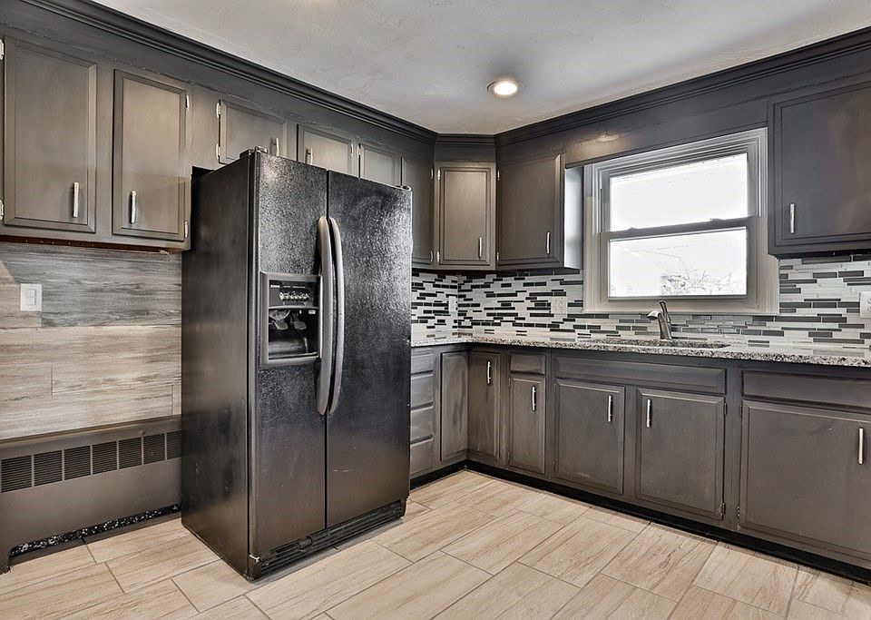 14 Captains Dr, Salem, NH 03079 Zillow