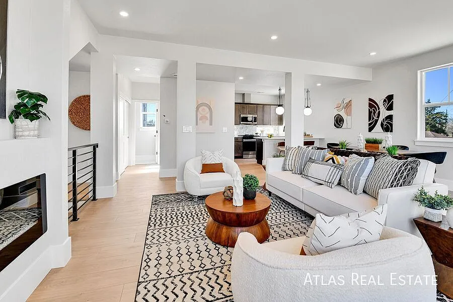 Six Weeks Free Luxury New-Build Townhome With Double Car Garage W/Ev Charging Overlooking Columbi... — Photo 3