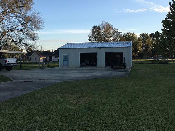 4th image of 701 Concord Dr