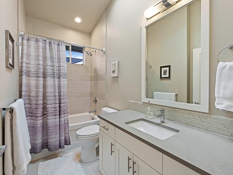 2762 NW High Lakes Loop — Photo 34