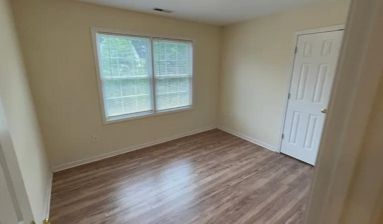 202 Heartwood Xing — Photo 18