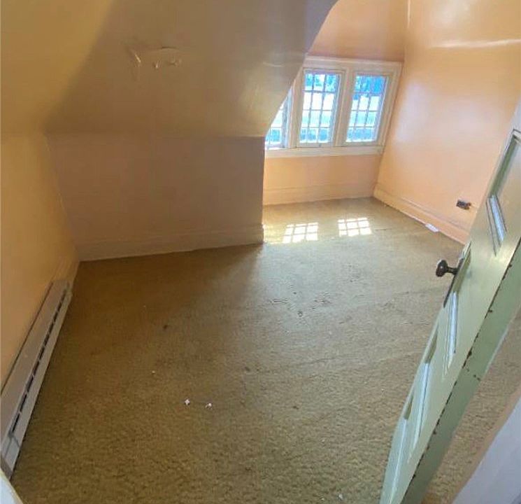 34th image of 301 Grove St