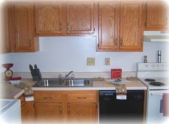 1st image of 1074 Park Ln