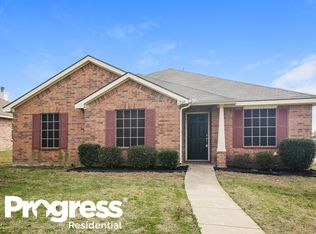 1860 Serena Dr, Lancaster, TX 75134