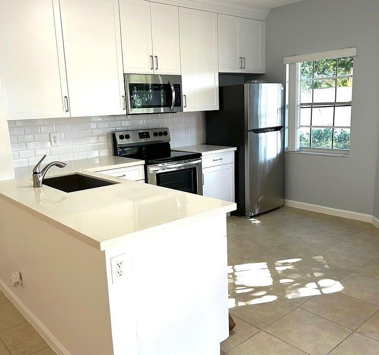 20230130215822042028000000-o