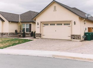 325 Horizon Ridge Rd, Sparks, NV 89441