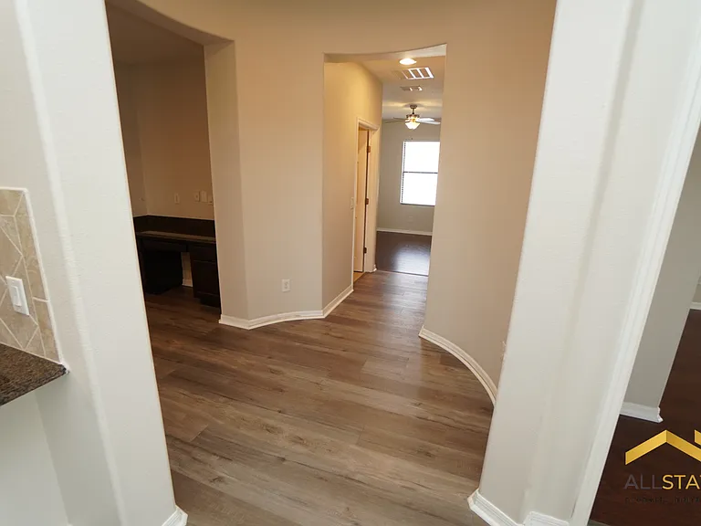 401 Savannah Preserve Loop — Photo 12