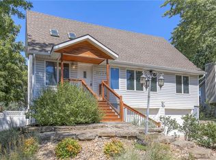 2034 NE Cookson St, Lees Summit, MO 64086