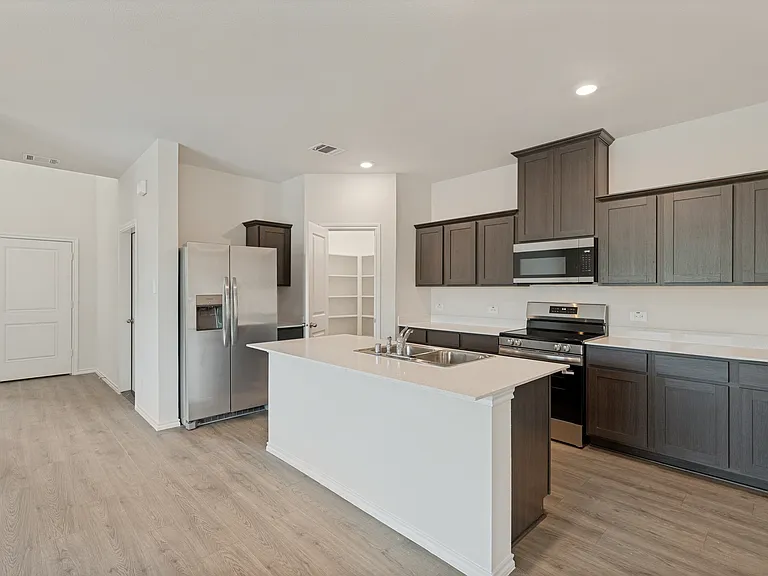 3226 Catamount Dr — Photo 5