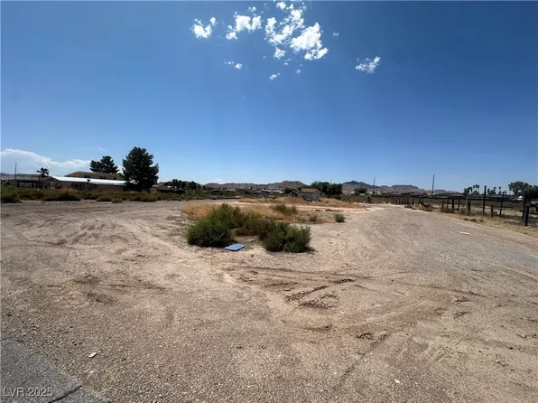 1745 E Meadow Ave, Moapa, NV 89025