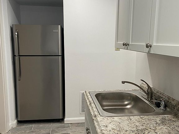 4th image of 12903 Golden Oak Dr