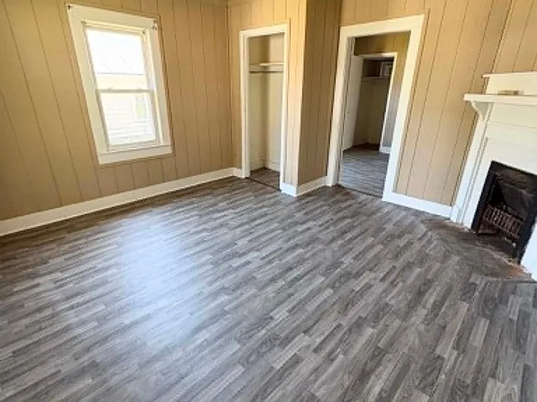 310 McKenna St — Photo 5