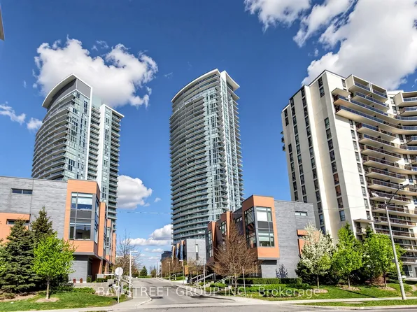 70 Forest Manor Rd #2112, Toronto, ON M2J 0A9