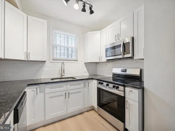 2457 N Patton St, Philadelphia, PA 19132