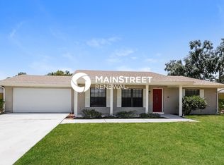 135 Lameraux Rd, Winter Haven, FL 33884