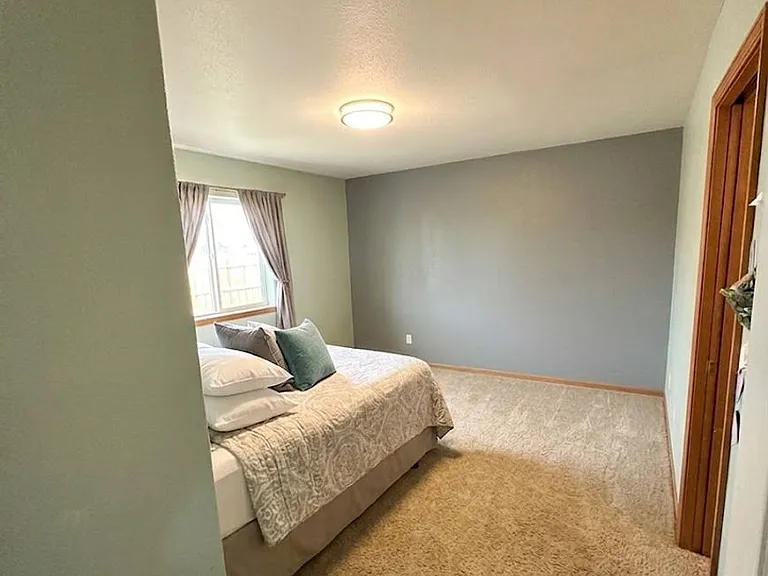 162 W Woodbury Dr — Photo 10