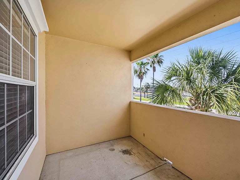 1195 Villagio Cir #208 — Photo 32