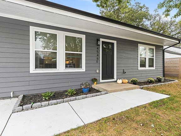 3rd image of 4546 S Handley Ave