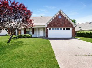 9115 Park Crest Dr, Cordova, TN 38016