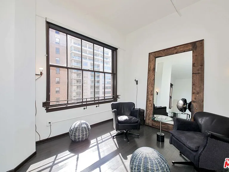 1645 N Vine St #603 — Photo 21