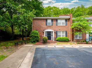 520 Cambridge Place Dr, Little Rock, AR 72227