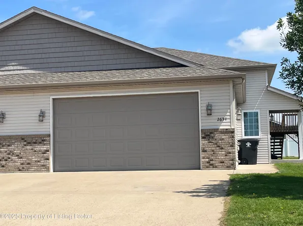2634 Dakota Blvd, Dickinson, ND 58601
