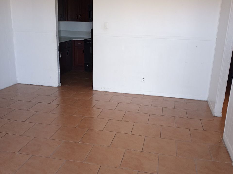 1st image of 1203 N College St #212