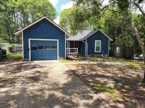 5521 Deep Hollow Ct, Fayetteville, NC 28311