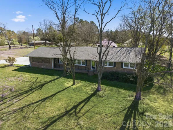 20402 Norton Rd, Albemarle, NC 28001