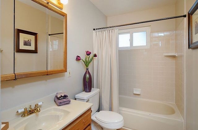 2nd image of 719 Calero Ave
