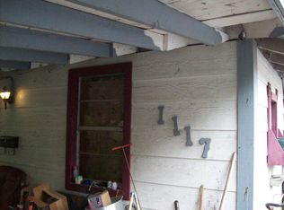 1117 N Arcola St, Angleton, TX 77515