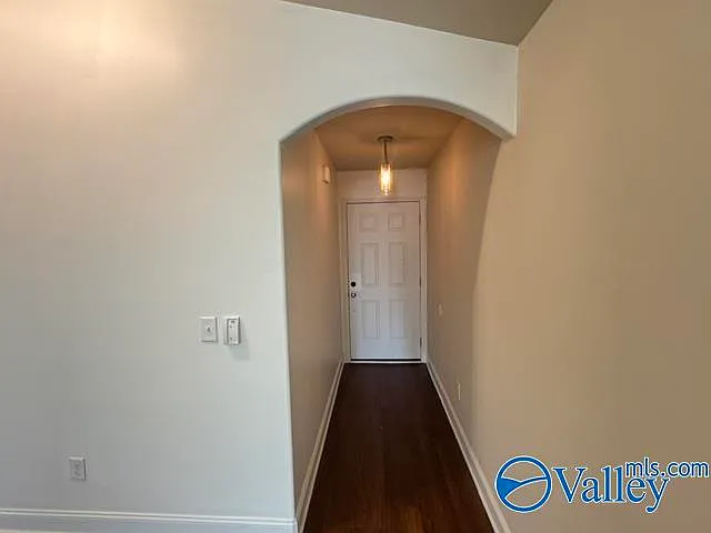 4 bed, 2.0 bath, 1663 sqft, $1,750 — Photo 3