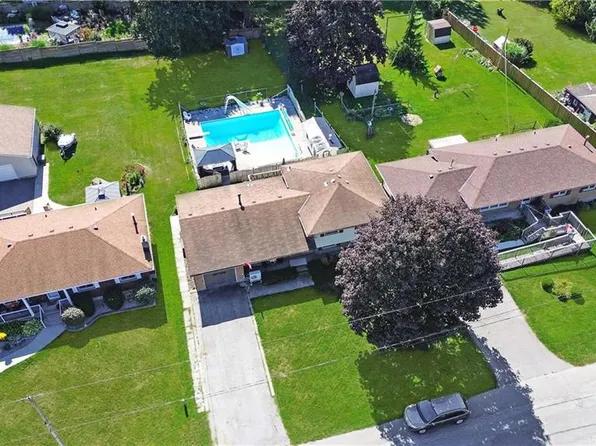 46 Davis St W, Norfolk County, ON N3Y 2R4