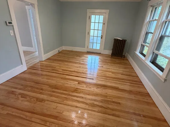 134 Simonds St Floor 2, Fitchburg, MA 01420