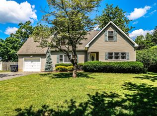 124 Foxwood Ter, Toms River, NJ 08755