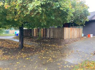 9845 N Willamette Blvd, Portland, OR 97203