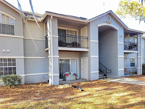 2nd image of 3705 SW 27th St APT 1111