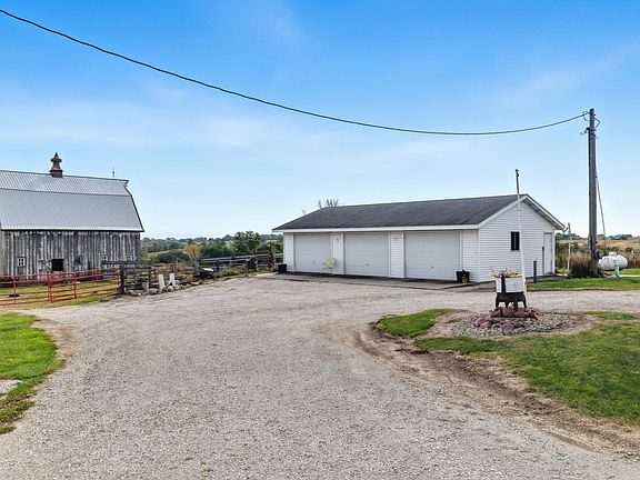 4th image of 2040A Stuart Rd