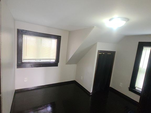2nd image of 2600 Irving Ave N