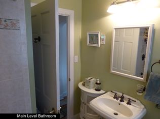 1809 Forest Glen Rd, Silver Spring, MD 20910