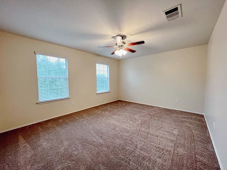 9107 Devonshire Ct — Photo 9
