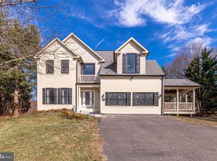 4241 Berry Rd, Gainesville, VA 20155