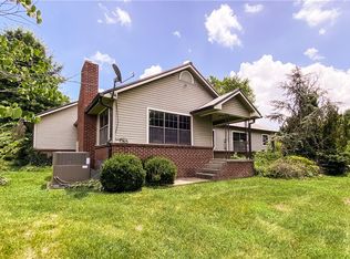 15142 Ball Rd, Elkins, AR 72727