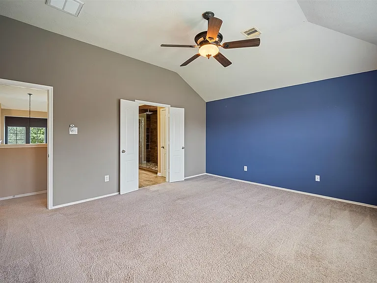 2931 Silver Landing Ln — Photo 27