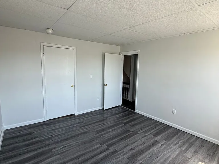1129 Butler Street — Photo 9