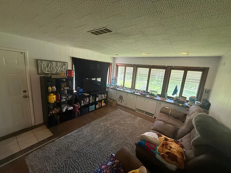 532 Hudson St — Photo 18