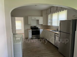 223 SW Fillmore St APT A, Topeka, KS 66606