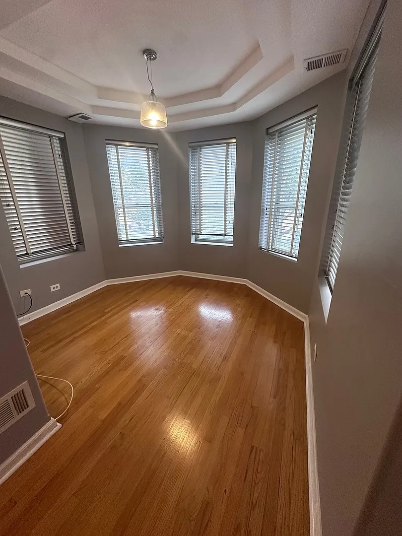 2 bed, 1200 sqft, $1,600 — Photo 3