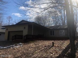 11279 Alpine Rd, Stanwood, MI 49346