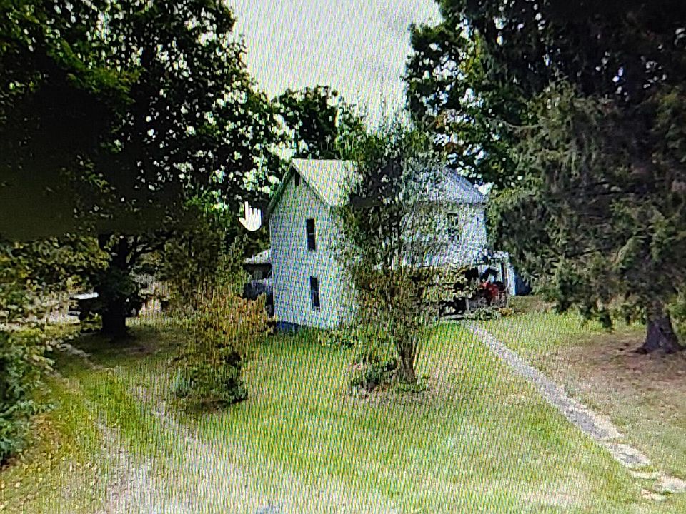 2nd image of 2518 Sweet Springs Valley Rd